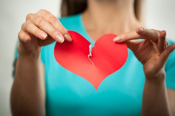 Como esquecer a EX? Saiba o que fazer para tirá-la da cabeça 1 Como esquecer a EX? Saiba o que fazer para tirá-la da cabeça 1