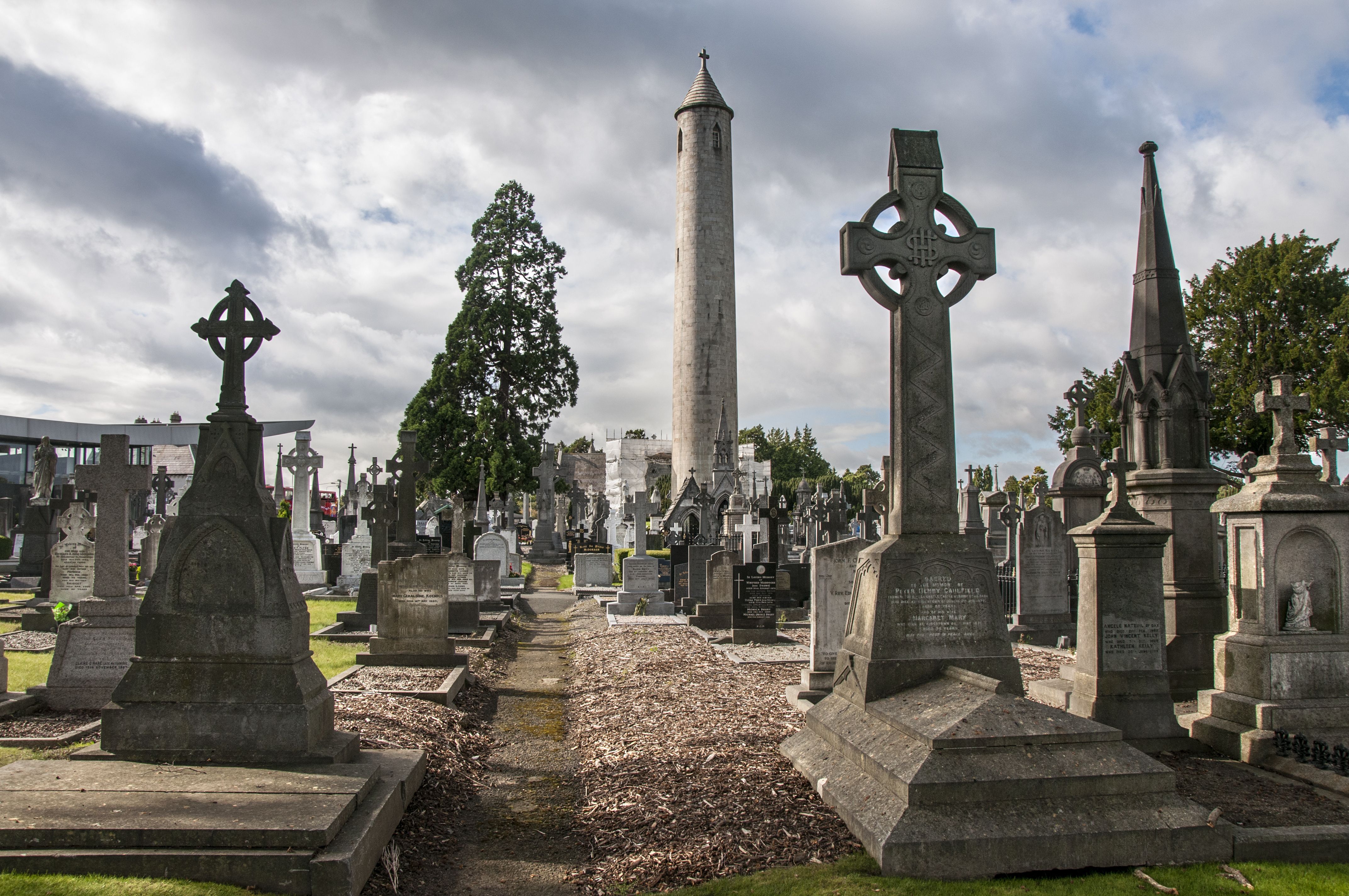 Você sabia que havia um museu do cemitério em Dublin? É assim que é 3 um passeio pelo cemitério de glasnevin