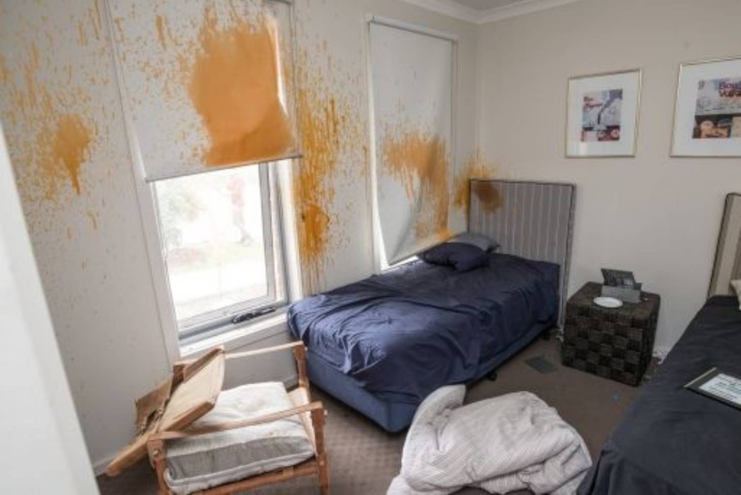 10 fotos de viajantes de AirBnBs em que você nunca ficaria (mesmo que pagassem) 2 Imagem bagunçada de apartamento
