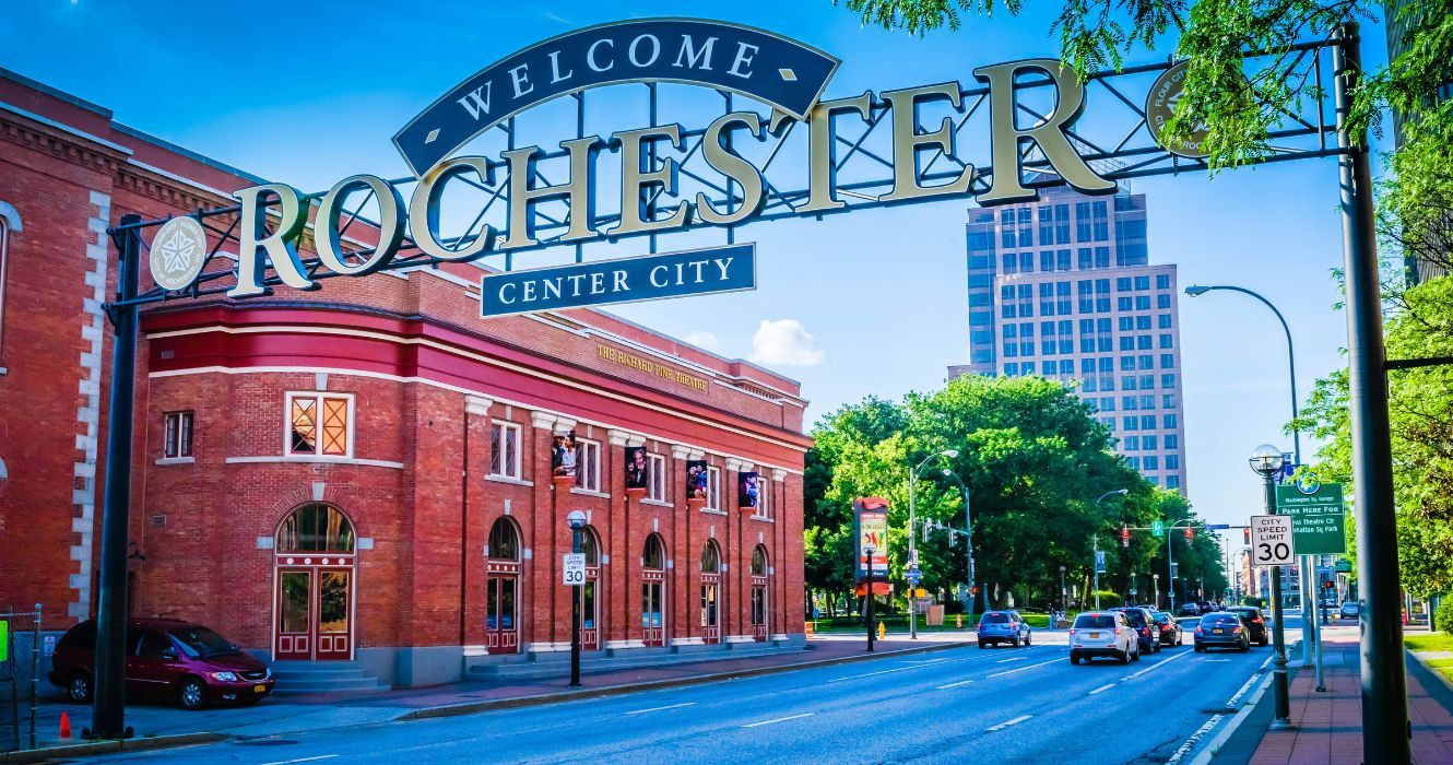 Calçada secreta: experimente a joia escondida de Rochester 1 bem-vindo a rochester, sinal de ny