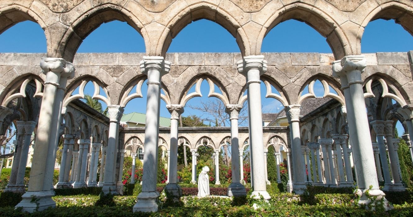 Este jardim medieval em Paradise Island é talvez a parada mais exclusiva das Bahamas 1 os claustros na ilha paradisíaca, bahamas