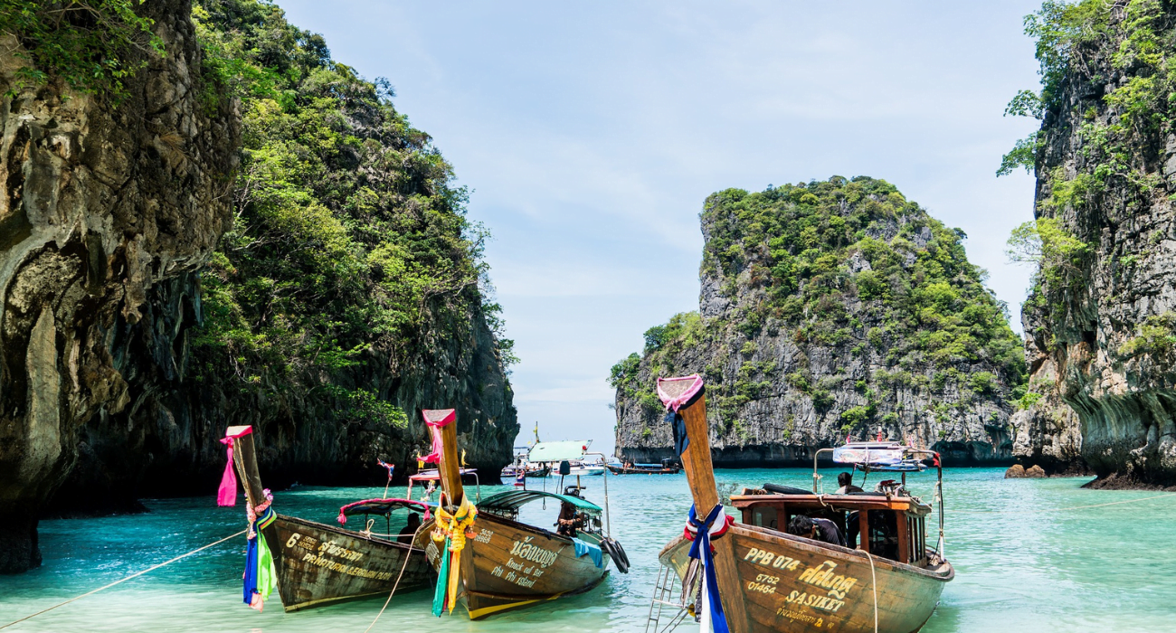 Guia da Tailândia: lista de coisas imperdíveis em Phuket 1 Barcos em Phuket na Tailândia