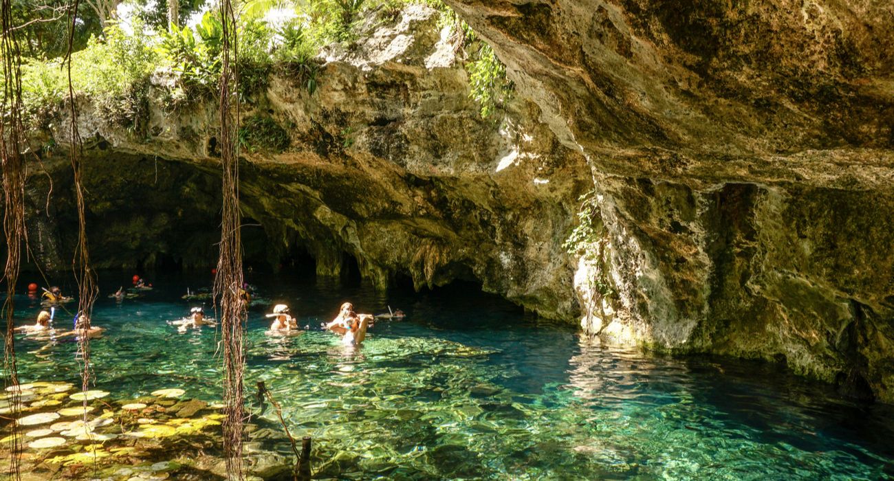 Owl's Pool: onde encontrar a melhor piscina natural nas Bahamas 1 afundar buraco Gran Cenote perto de Tulum na Península de Yucatán