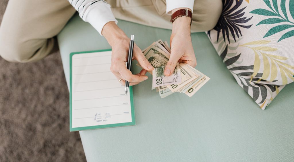 Como organizar as finanças pessoais de forma simples 2 Como organizar as finanças pessoais de forma simples 1
